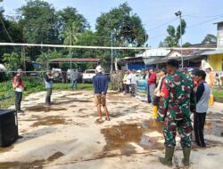 CEGAH LONGSOR SUSULAN, PERHUTANI BERSAMA MASYARAKAT LAKUKAN PENANAMAN BERSAMA DI DUSUN BANDUNGAN