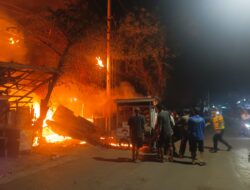 Sebuah Warung di Sragi Pekalongan Terbakar, Diduga Akibat Korsleting Listrik
