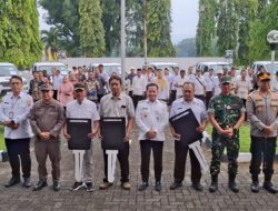 Serah Terima Kendaraan Koperasi Merah Putih,  29 unit tersalurkan, Kepala desa karyomukti apresiasi program pemerintah pusat.