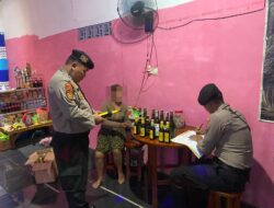 Sat Samapta Sisir Tempat Hiburan dan Angkringan, Puluhan Botol Miras Diamankan