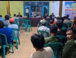 Puluhan Warga Datangi Balai Desa Siwalan, Pertanyakan Persoalan Desa hingga Proyek Irigasi