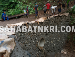 Warga Dukuh Sawahan Perbaiki Talud Tebing Jembatan, Habiskan Dana Puluhan Juta Murni dari Urunan Sendiri   