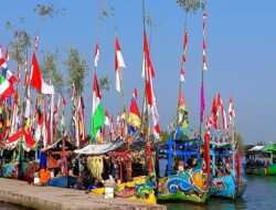 Ageng, Pelukis Asal Wonokerto, Jelaskan Makna Tradisi Sedekah Laut sebagai Wujud Syukur Nelayan