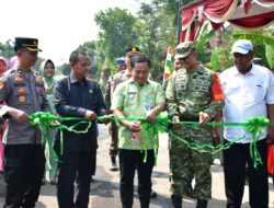 TMMD Sengkuyung III 2026 Berakhir, Plt. Bupati Sukirman Apresiasi Semangat Sengkuyung Masyarakat Wonorejo