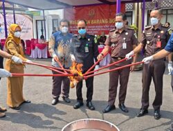 Kejari Kabupaten Pekalongan Musnahkan Barang Bukti dari 22 Perkara Inkracht